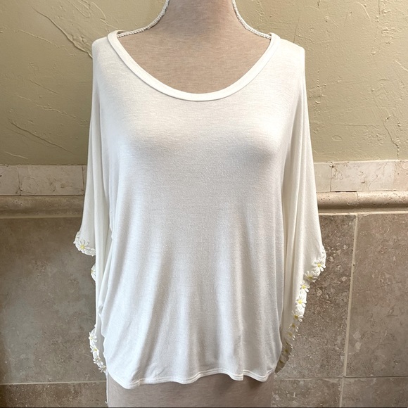 Stella Laguna beach daisies top size M - Picture 2 of 7